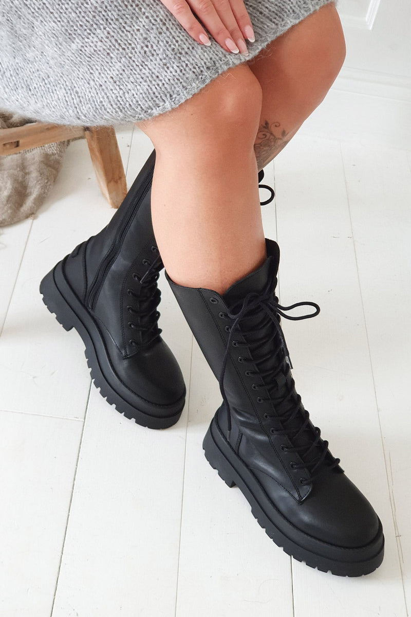 Alen leather boots, black