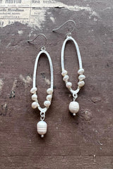 Livia earrings, silver